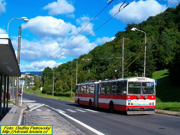 Trolejbus na lince slo 55 vyjd ze zastvky Vinask a m na Severn Terasu a Mrovou