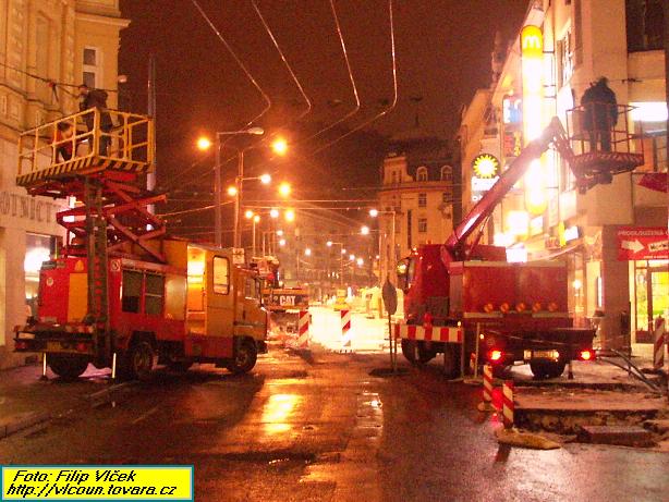 Věže opravily trolejové vedení a připravují obnovení provozu
