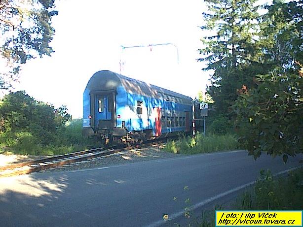 Zadn vagon osobnho vlaku . 28415
